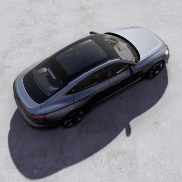 Audi e-tron GT 車頂
